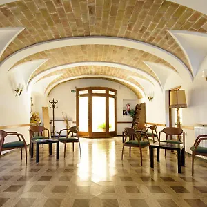 hostal-fabrellas.catalonia-hotels.com/